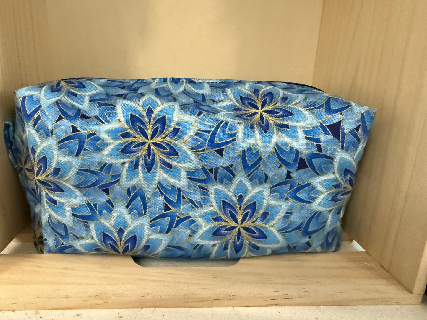 Medium sized travel cosmetic bag - Blue & gold floral