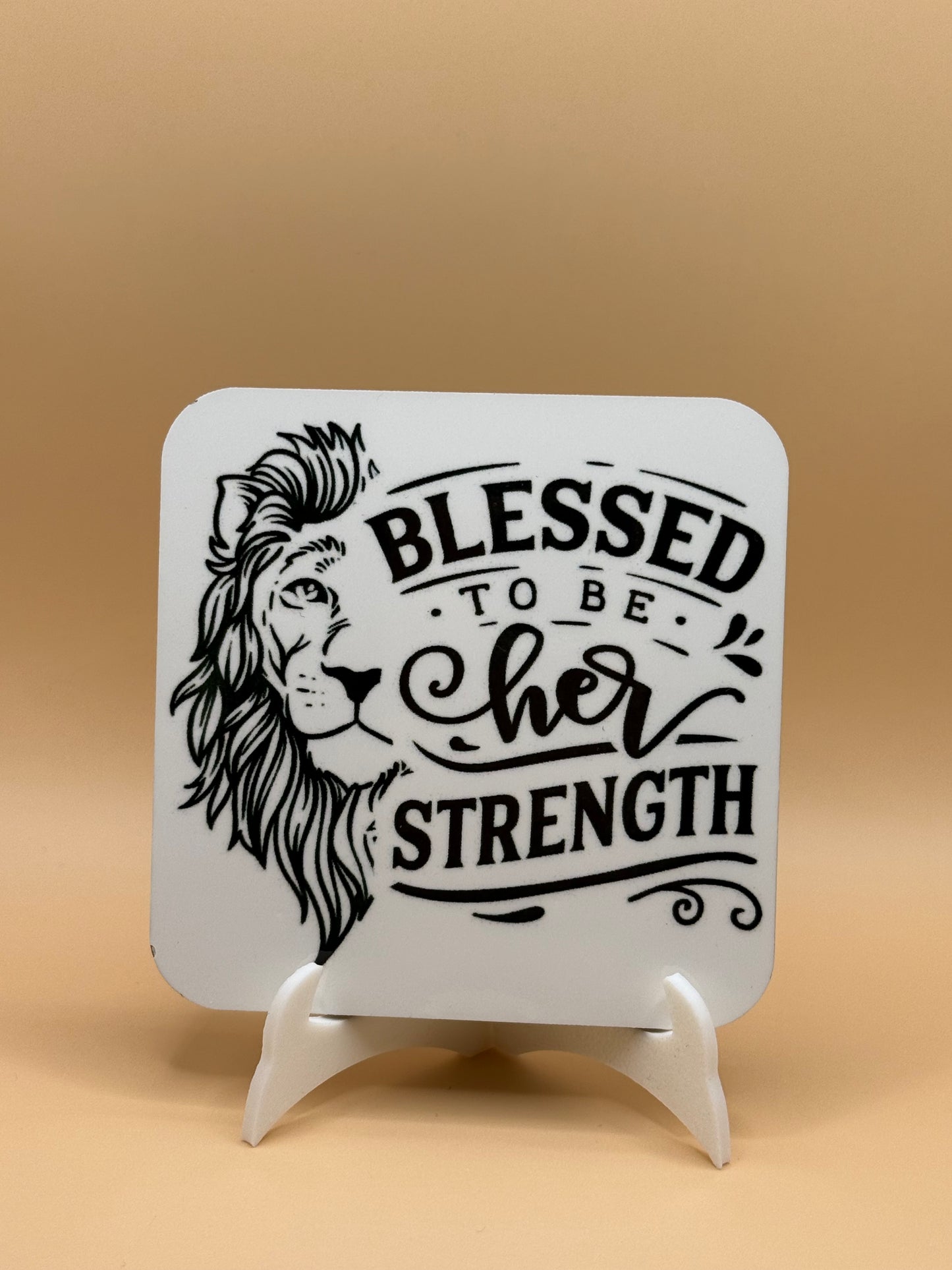 Her strength magnet 3 X 3